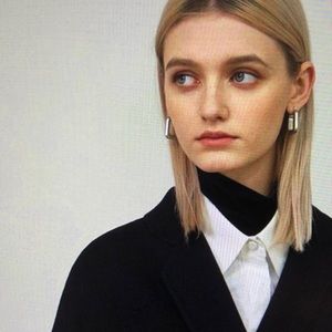 Meet your Posher, Berton